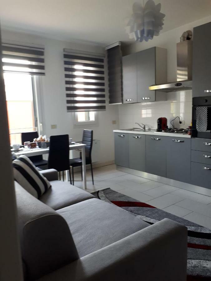 My Home Apartment Мира Екстериор снимка