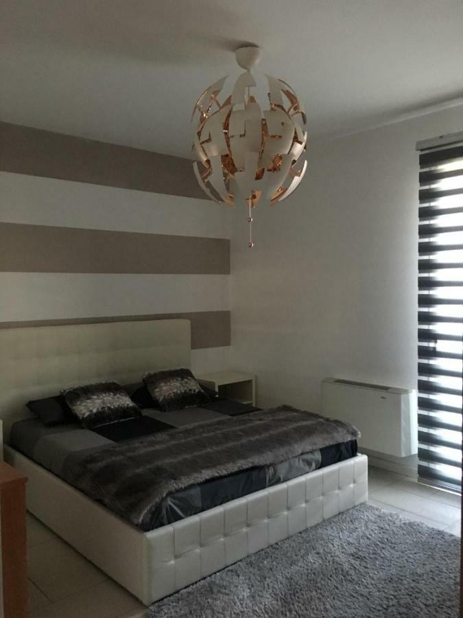 My Home Apartment Мира Екстериор снимка